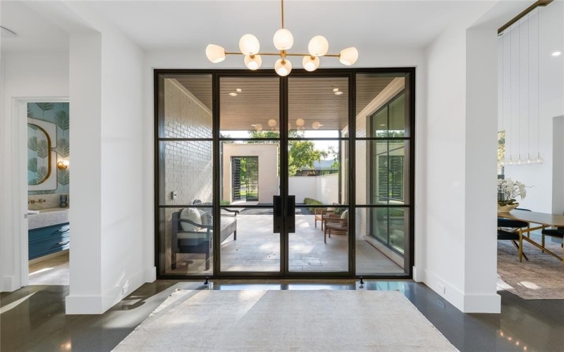 8404 Swananoah Road, Dallas, TX 75209, 5 Bedrooms Bedrooms, ,6 BathroomsBathrooms,Residential,For Sale,8404 Swananoah Road,20939609