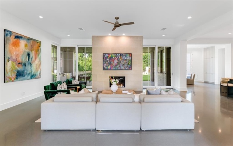 8404 Swananoah Road, Dallas, TX 75209, 5 Bedrooms Bedrooms, ,6 BathroomsBathrooms,Residential,For Sale,8404 Swananoah Road,20939609