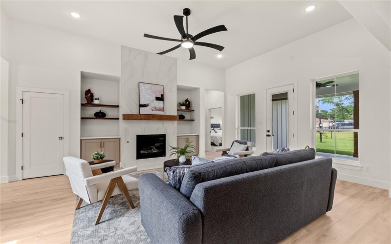 114 Springwood Road, Enchanted Oaks, TX 75156, 3 Habitaciones Habitaciones , ,2 BañosBaños,Residential,En Venta,114 Springwood Road,20940426