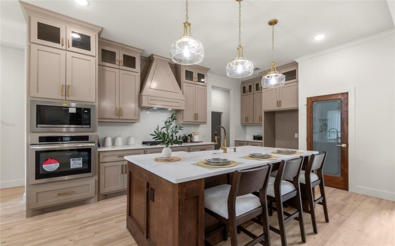 114 Springwood Road, Enchanted Oaks, TX 75156, 3 Habitaciones Habitaciones , ,2 BañosBaños,Residential,En Venta,114 Springwood Road,20940426