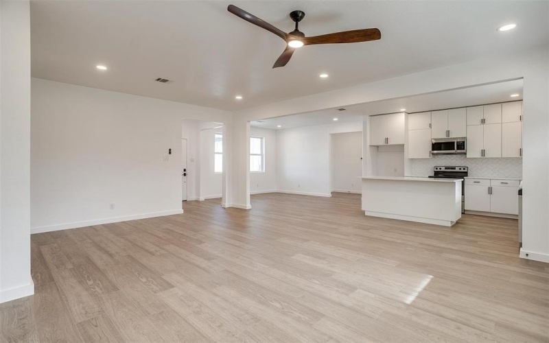 171 Tryall Court, Runaway Bay, TX 76426, 4 Habitaciones Habitaciones , ,2 BañosBaños,Residential,En Venta,171 Tryall Court,20940586