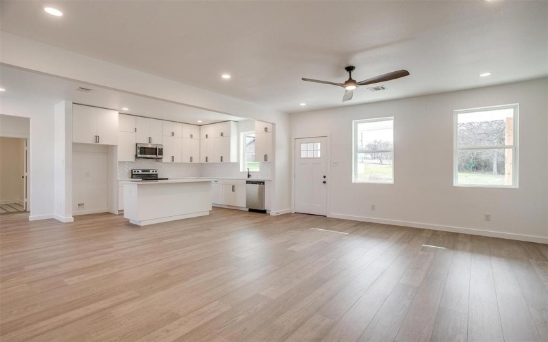 171 Tryall Court, Runaway Bay, TX 76426, 4 Habitaciones Habitaciones , ,2 BañosBaños,Residential,En Venta,171 Tryall Court,20940586
