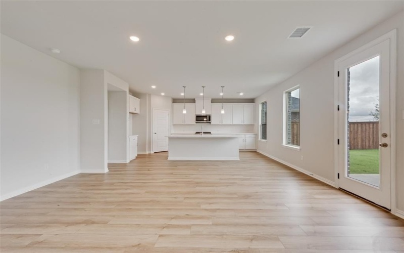 4136 Blackbird Avenue, Little Elm, TX 75068, 4 Bedrooms Bedrooms, ,2 BathroomsBathrooms,Residential,For Sale,4136 Blackbird Avenue,20940745