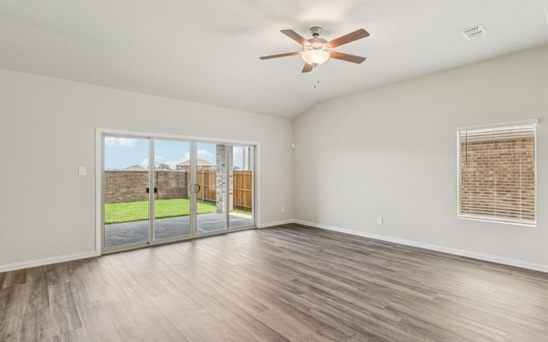 2227 Lone Star Lane, Seagoville, TX 75159, 4 Habitaciones Habitaciones , ,3 BañosBaños,Residential,En Venta,2227 Lone Star Lane,0,20940805