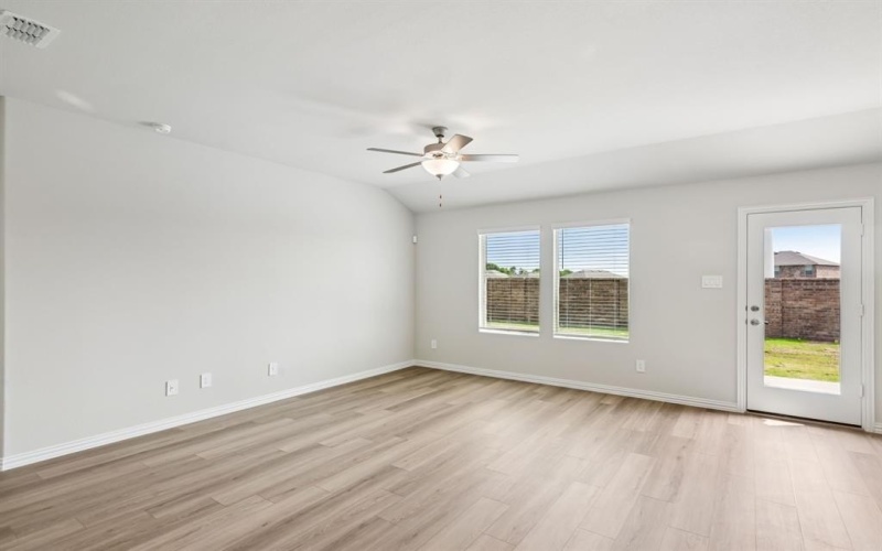 2223 Lone Star Lane, Seagoville, TX 75159, 3 Bedrooms Bedrooms, ,2 BathroomsBathrooms,Residential,For Sale,2223 Lone Star Lane,0,20940814