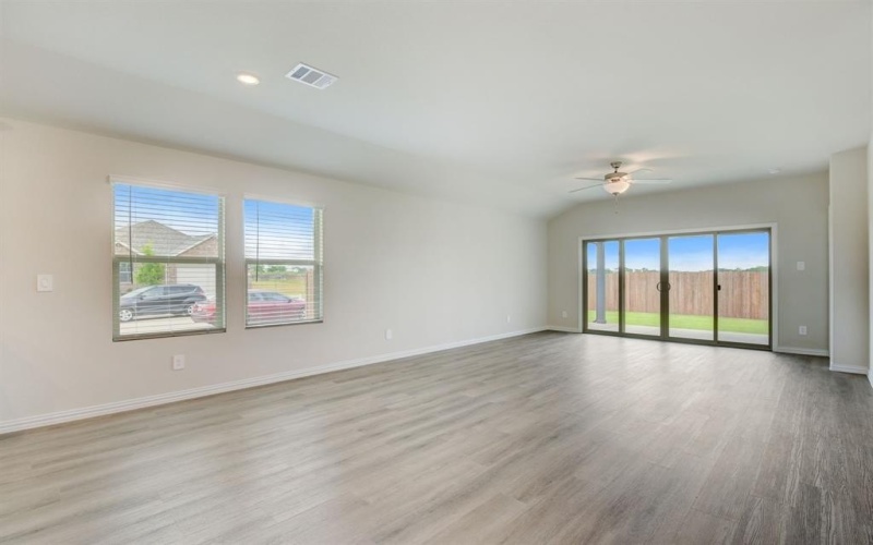 515 Whispering Winds Trail, Princeton, TX 75071, 3 Bedrooms Bedrooms, ,2 BathroomsBathrooms,Residential,For Sale,515 Whispering Winds Trail,20940820