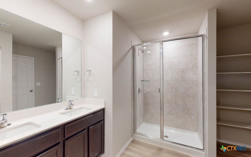 1310 Merritt Street, Temple, TX 76504, 4 Habitaciones Habitaciones , ,2 BañosBaños,Residential,En Venta,1310 Merritt Street,580512