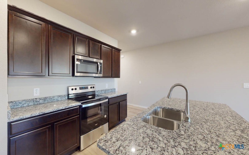 1310 Merritt Street, Temple, TX 76504, 4 Habitaciones Habitaciones , ,2 BañosBaños,Residential,En Venta,1310 Merritt Street,580512