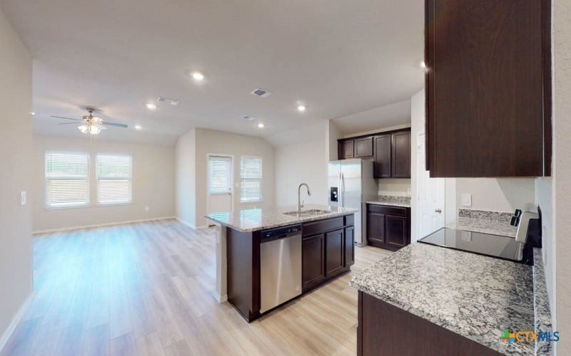 1310 Merritt Street, Temple, TX 76504, 4 Habitaciones Habitaciones , ,2 BañosBaños,Residential,En Venta,1310 Merritt Street,580512