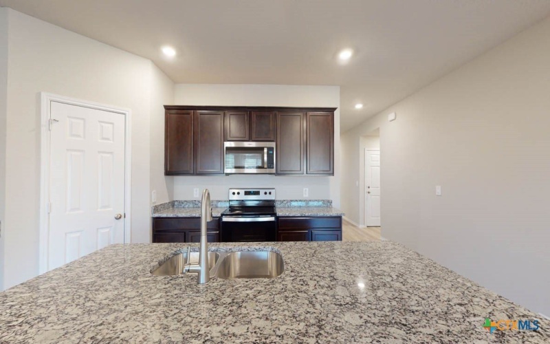 1310 Merritt Street, Temple, TX 76504, 4 Habitaciones Habitaciones , ,2 BañosBaños,Residential,En Venta,1310 Merritt Street,580512