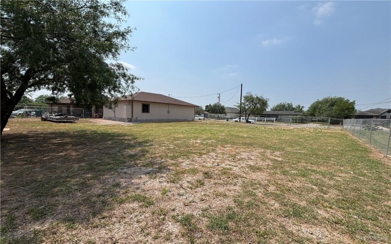 521 E Sherrye Lane, Pharr, TX 78577, 3 Bedrooms Bedrooms, ,1 BathroomBathrooms,Residential,For Sale,521 E Sherrye Lane,471695