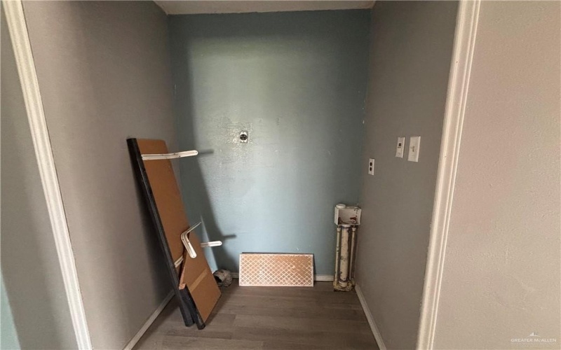 521 E Sherrye Lane, Pharr, TX 78577, 3 Bedrooms Bedrooms, ,1 BathroomBathrooms,Residential,For Sale,521 E Sherrye Lane,471695