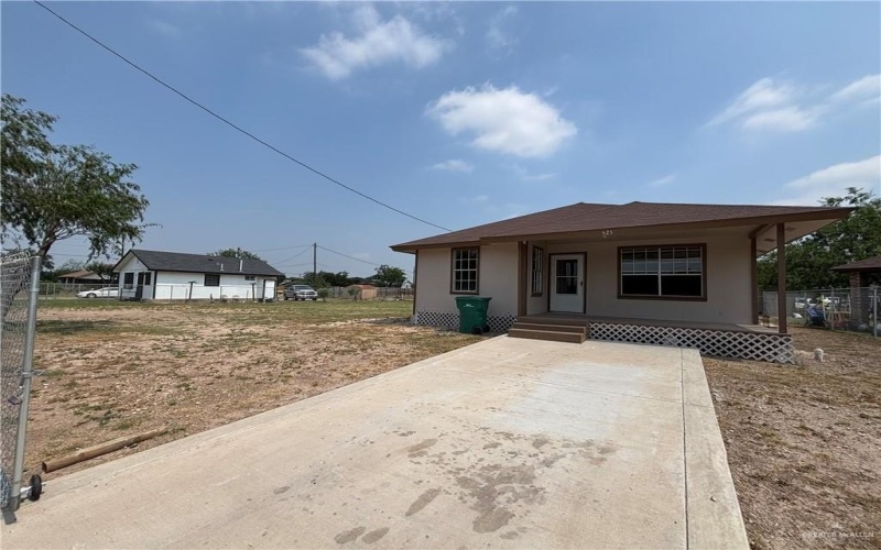 521 E Sherrye Lane, Pharr, TX 78577, 3 Bedrooms Bedrooms, ,1 BathroomBathrooms,Residential,For Sale,521 E Sherrye Lane,471695