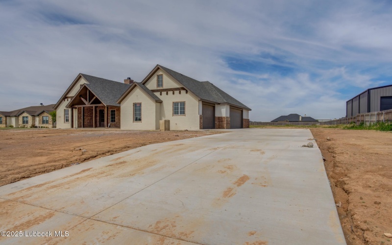 17020 County Rd 2110, Lubbock, TX 79423, 4 Habitaciones Habitaciones , ,3 BañosBaños,Residential,En Venta,17020 County Rd 2110,202554950