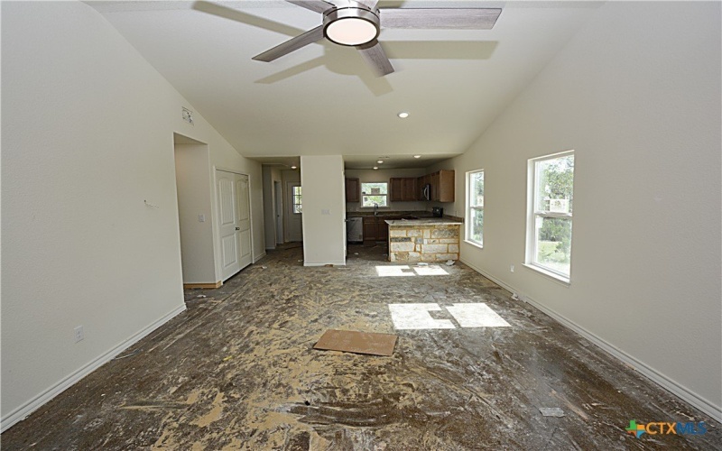 439 Deer Creek, Spring Branch, TX 78070, 3 Habitaciones Habitaciones , ,2 BañosBaños,Residential,En Venta,439 Deer Creek,580557