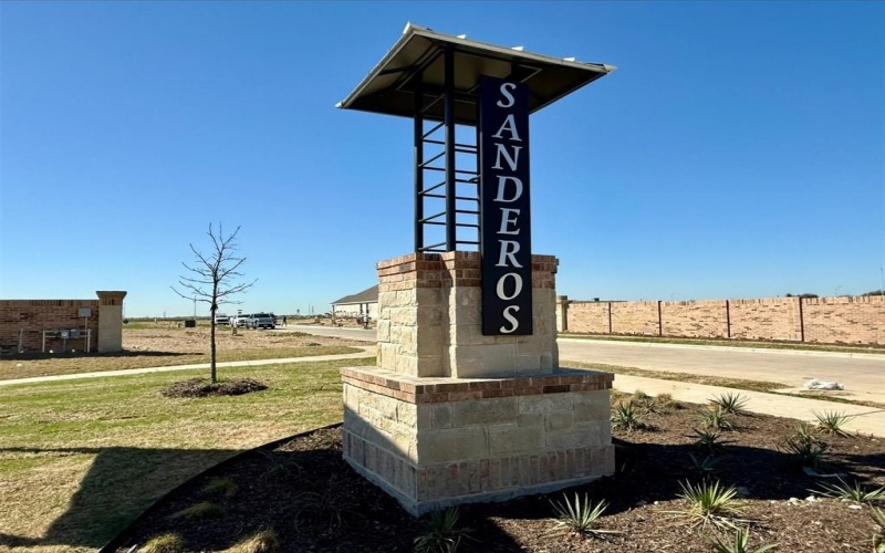1736 Opaca Drive, Fort Worth, TX 76131, 3 Bedrooms Bedrooms, ,2 BathroomsBathrooms,Residential,For Sale,1736 Opaca Drive,20934528