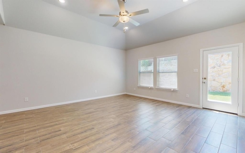1805 Hazer Lane, Mesquite, TX 75149, 4 Bedrooms Bedrooms, ,3 BathroomsBathrooms,Residential,For Sale,1805 Hazer Lane,0,20934773