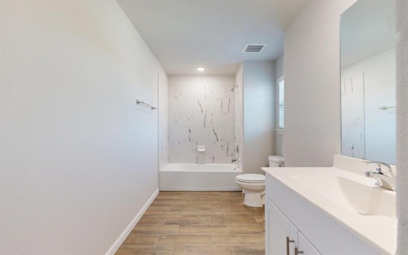 1805 Hazer Lane, Mesquite, TX 75149, 4 Bedrooms Bedrooms, ,3 BathroomsBathrooms,Residential,For Sale,1805 Hazer Lane,0,20934773