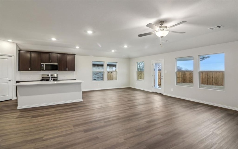 968 Linden Court, Lavon, TX 75166, 4 Habitaciones Habitaciones , ,3 BañosBaños,Residential,En Venta,968 Linden Court,20940782