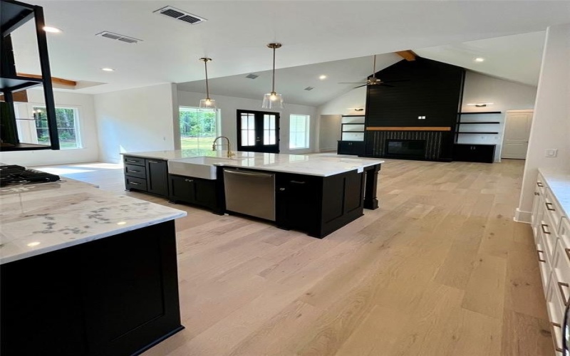 260 S Granite Lane, Hallsville, TX 75650, 4 Habitaciones Habitaciones , ,3 BañosBaños,Residential,En Venta,260 S Granite Lane,0,20941667