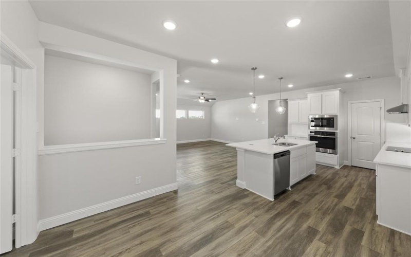 1649 Edgeway Drive, Aubrey, TX 76227, 3 Habitaciones Habitaciones , ,2 BañosBaños,Residential,En Venta,1649 Edgeway Drive,20941922