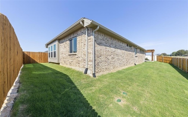 1649 Edgeway Drive, Aubrey, TX 76227, 3 Habitaciones Habitaciones , ,2 BañosBaños,Residential,En Venta,1649 Edgeway Drive,20941922