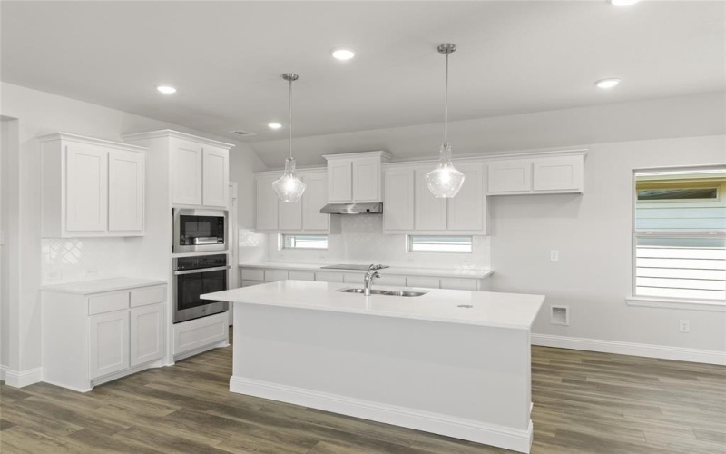 1649 Edgeway Drive, Aubrey, TX 76227, 3 Habitaciones Habitaciones , ,2 BañosBaños,Residential,En Venta,1649 Edgeway Drive,20941922