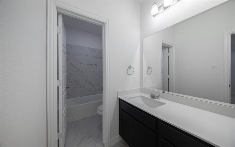 5312 Inwood Drive, Denton, TX 76207, 5 Habitaciones Habitaciones , ,3 BañosBaños,Residential,En Venta,5312 Inwood Drive,0,20942104