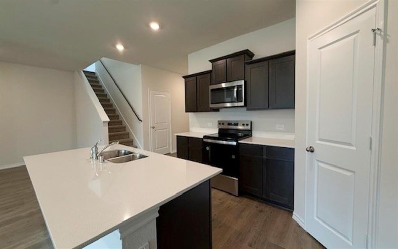 11304 W Pond Drive, Providence Village, TX 76227, 4 Habitaciones Habitaciones , ,3 BañosBaños,Residential,En Venta,11304 W Pond Drive,0,20942328