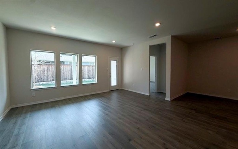 11304 W Pond Drive, Providence Village, TX 76227, 4 Habitaciones Habitaciones , ,3 BañosBaños,Residential,En Venta,11304 W Pond Drive,0,20942328