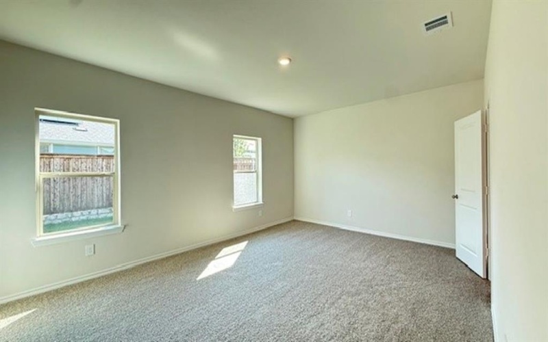 11304 W Pond Drive, Providence Village, TX 76227, 4 Habitaciones Habitaciones , ,3 BañosBaños,Residential,En Venta,11304 W Pond Drive,0,20942328