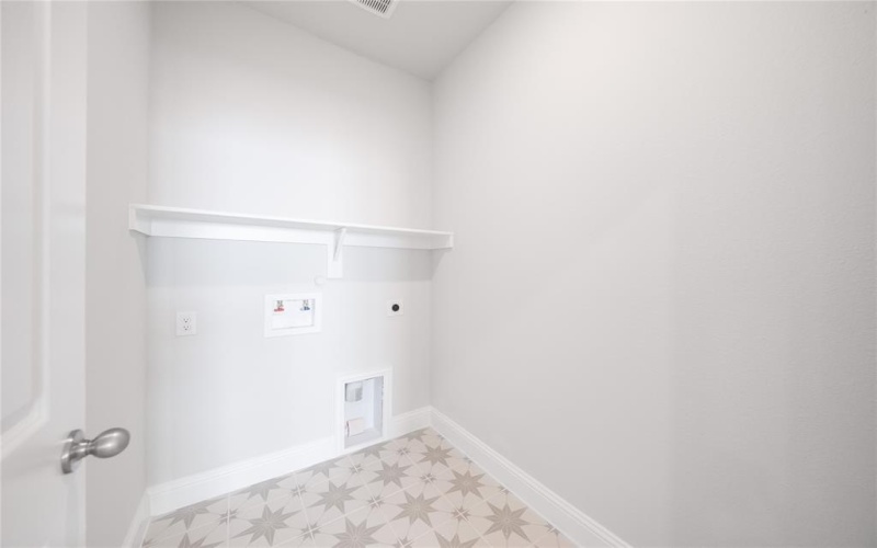 2404 Saint George Drive, Celina, TX 75009, 4 Habitaciones Habitaciones , ,3 BañosBaños,Residential,En Venta,2404 Saint George Drive,0,20942497
