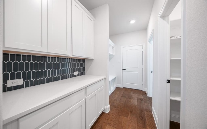 324 Brookhurst Road, Little Elm, TX 75068, 4 Habitaciones Habitaciones , ,3 BañosBaños,Residential,En Venta,324 Brookhurst Road,0,20942617