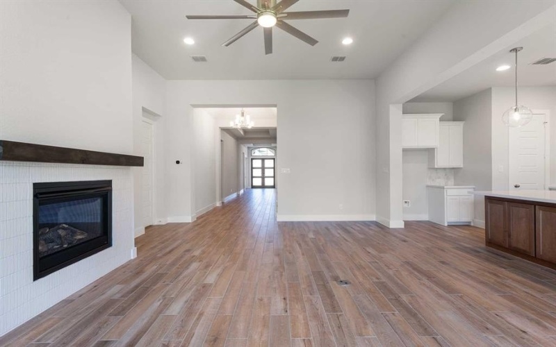 228 Bee Balm Road, McKinney, TX 75071, 4 Habitaciones Habitaciones , ,3 BañosBaños,Residential,En Venta,228 Bee Balm Road,0,20942741