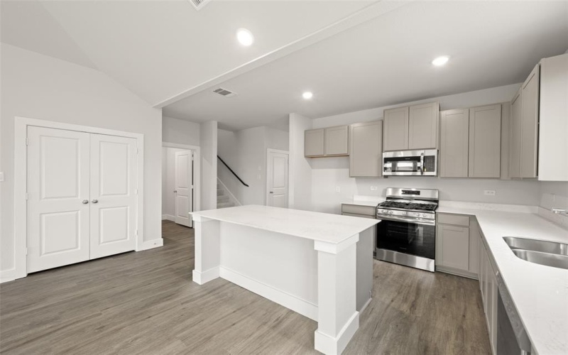 6728 Rockshire, Fort Worth, TX 76123, 5 Habitaciones Habitaciones , ,3 BañosBaños,Residential,En Venta,6728 Rockshire,20942923