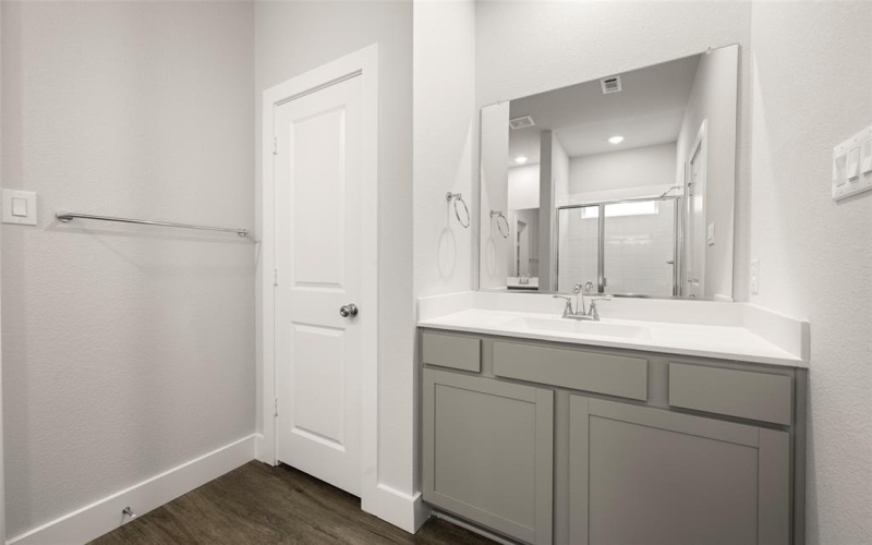 6728 Rockshire, Fort Worth, TX 76123, 5 Habitaciones Habitaciones , ,3 BañosBaños,Residential,En Venta,6728 Rockshire,20942923