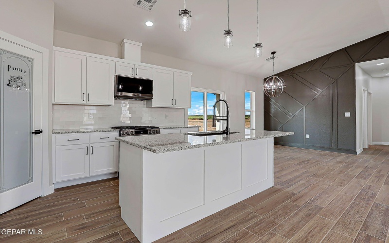 1353 Thar Desert Drive, Chaparral, NM 88081, 3 Habitaciones Habitaciones , ,2 BañosBaños,Residential,En Venta,1353 Thar Desert Drive,907900