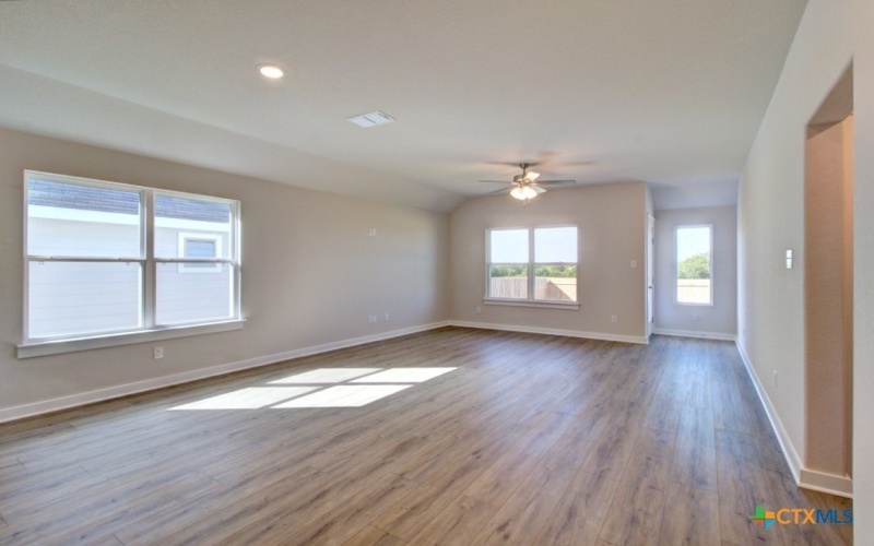 11152 Gaillardia Valley, Converse, TX 78109, 4 Habitaciones Habitaciones , ,2 BañosBaños,Residential,En Venta,11152 Gaillardia Valley,580815