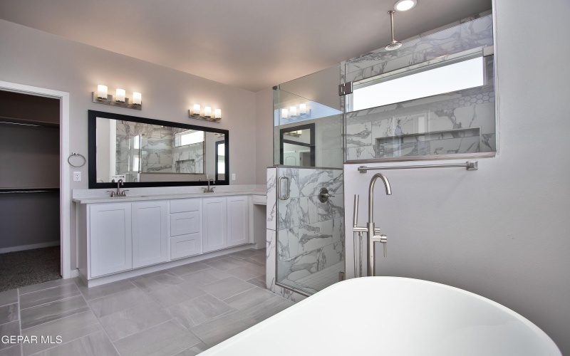5909 Ruidoso Downs Street, El Paso, TX 79932, 4 Bedrooms Bedrooms, ,3 BathroomsBathrooms,Residential,For Sale,5909 Ruidoso Downs Street,0,923022