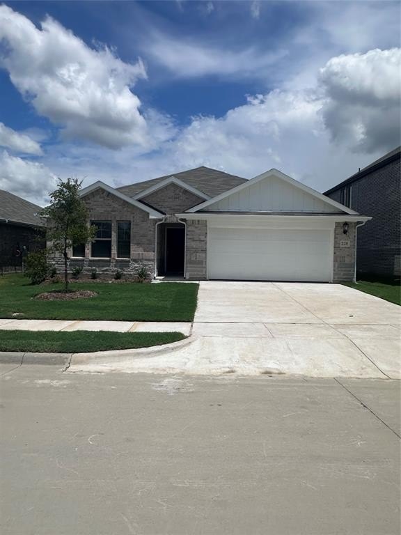 225 Sugarlands Drive, Greenville, TX 75402, 4 Bedrooms Bedrooms, ,3 BathroomsBathrooms,Residential,For Sale,225 Sugarlands Drive,20941175