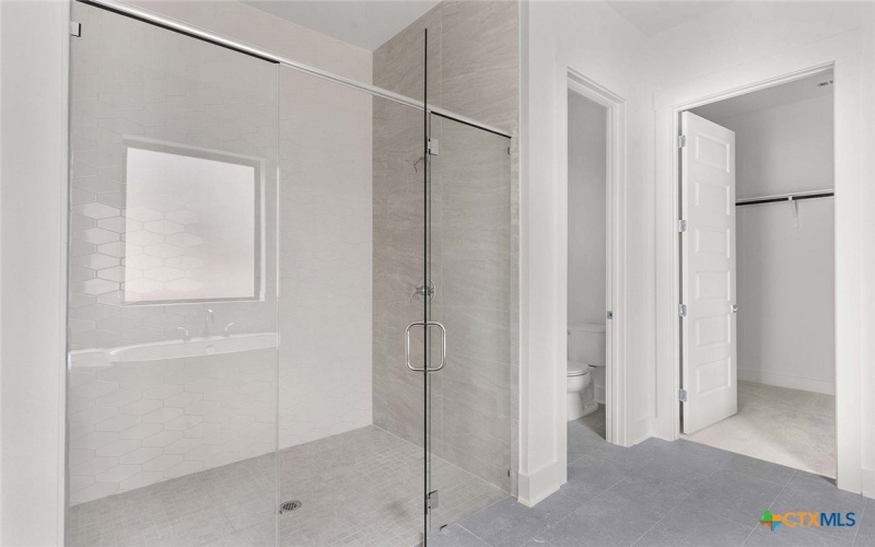 5732 Tug Point, New Braunfels, TX 78130, 4 Habitaciones Habitaciones , ,5 BañosBaños,Residential,En Venta,5732 Tug Point,0,580827