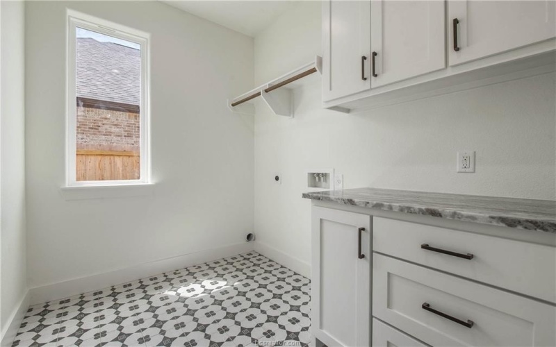 3034 Teller Drive, Bryan, TX 77808, 3 Habitaciones Habitaciones , ,2 BañosBaños,Residential,En Venta,3034 Teller Drive,25006090
