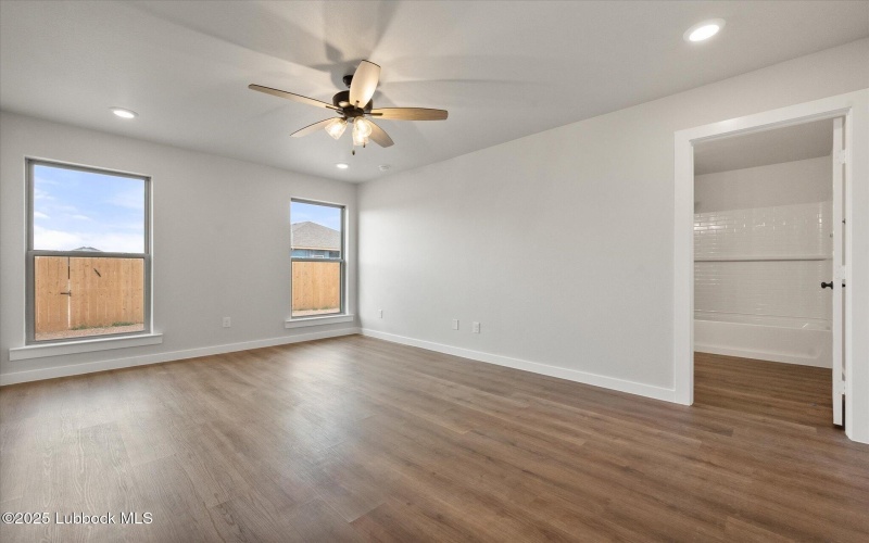 2218 134th Street, Lubbock, TX 79423, 4 Habitaciones Habitaciones , ,2 BañosBaños,Residential,En Venta,2218 134th Street,202555110