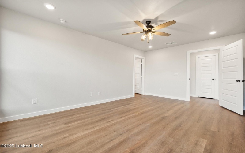 2218 134th Street, Lubbock, TX 79423, 4 Habitaciones Habitaciones , ,2 BañosBaños,Residential,En Venta,2218 134th Street,202555110