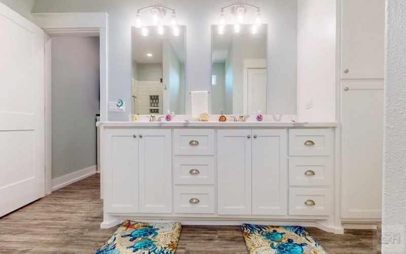 335 Atkinson, Crystal Beach, TX 77650, 4 Bedrooms Bedrooms, ,5 BathroomsBathrooms,Residential,For Sale,335 Atkinson,20250151