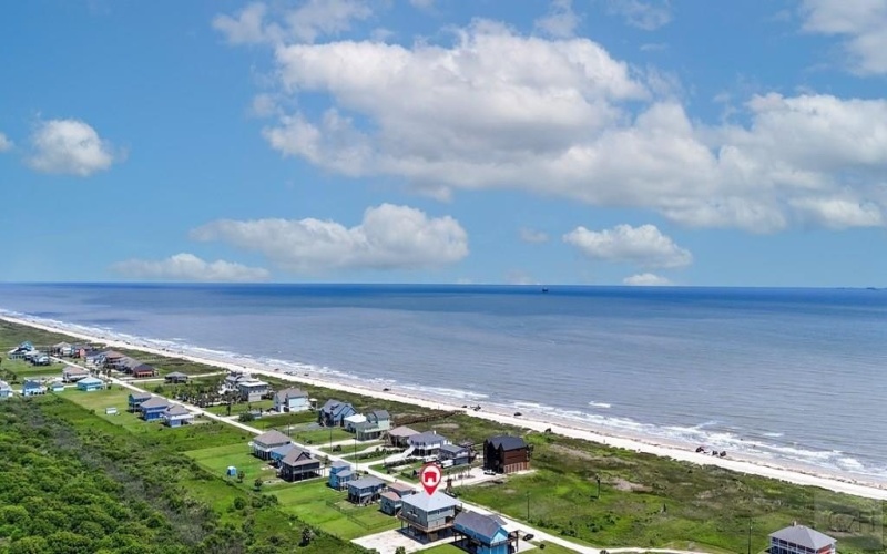 335 Atkinson, Crystal Beach, TX 77650, 4 Bedrooms Bedrooms, ,5 BathroomsBathrooms,Residential,For Sale,335 Atkinson,20250151