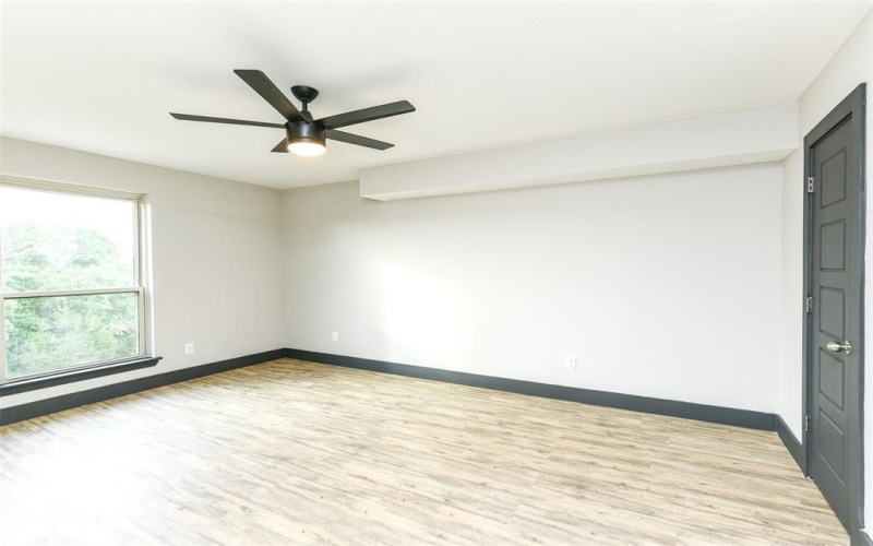 8600 Lakeview Drive, Cleburne, TX 76033, 4 Habitaciones Habitaciones , ,3 BañosBaños,Residential,En Venta,8600 Lakeview Drive,20943978