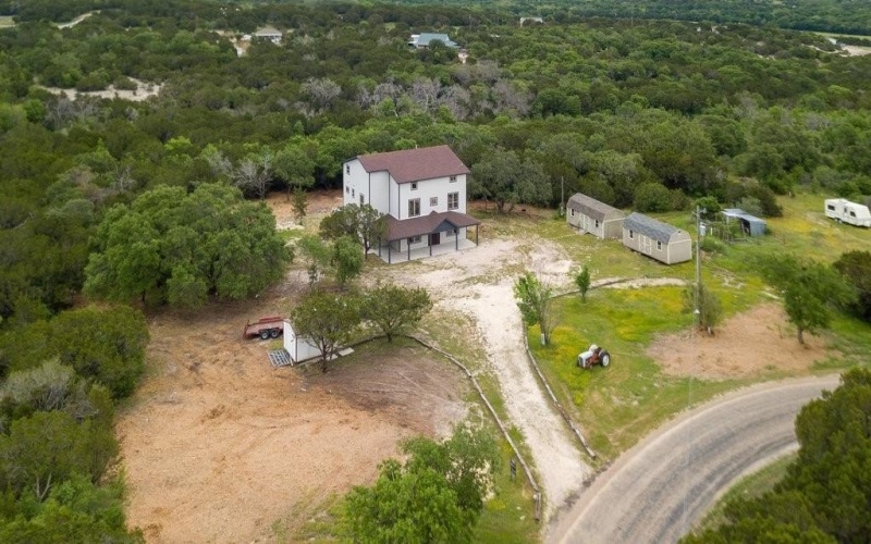 8600 Lakeview Drive, Cleburne, TX 76033, 4 Habitaciones Habitaciones , ,3 BañosBaños,Residential,En Venta,8600 Lakeview Drive,20943978