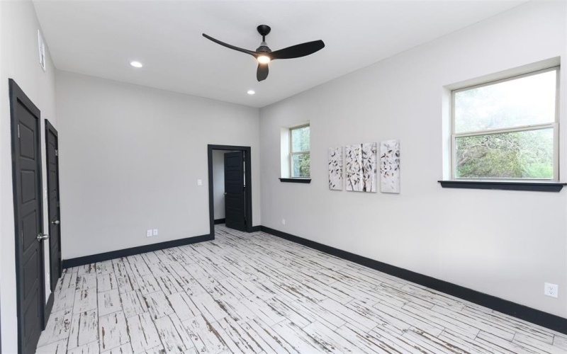 8600 Lakeview Drive, Cleburne, TX 76033, 4 Habitaciones Habitaciones , ,3 BañosBaños,Residential,En Venta,8600 Lakeview Drive,20943978