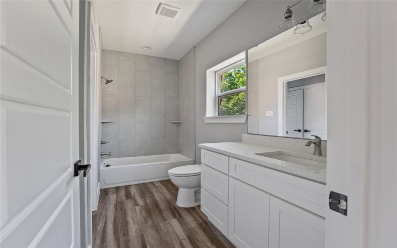 6223 Post Oak Terrace, Fort Worth, TX 76112, 3 Habitaciones Habitaciones , ,2 BañosBaños,Residential,En Venta,6223 Post Oak Terrace,20940923
